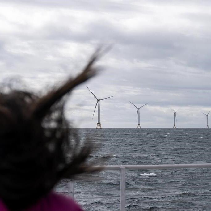 US energy officials release strategy to boost offshore wind